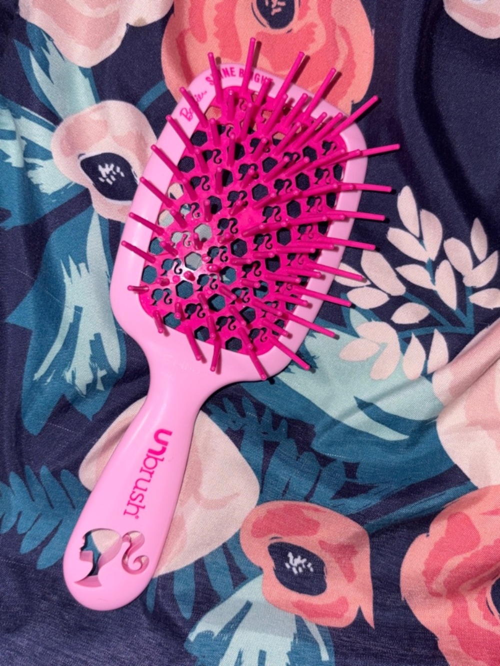 Mini Barbie unbrush